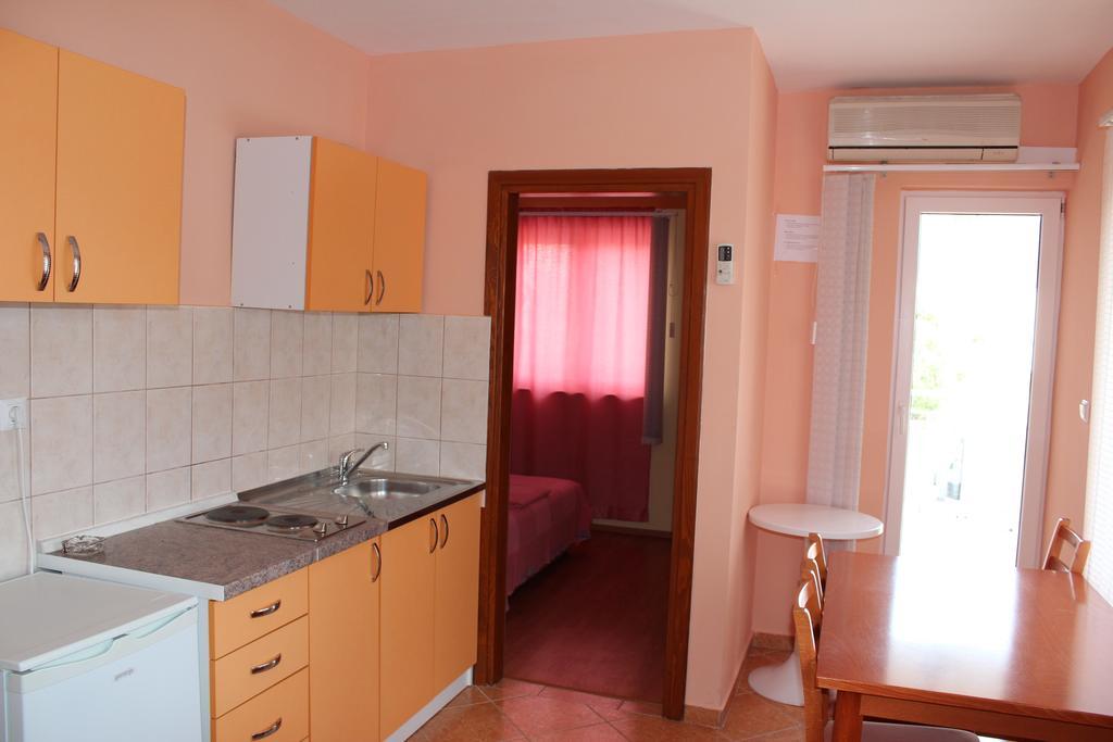 Apartments Villa Pirosi Orebić Стая снимка